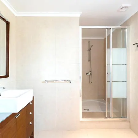 펜션 4 Bedrooms House With Sea View Enclosed Garden And Wifi At 1 Km Away From The Beach