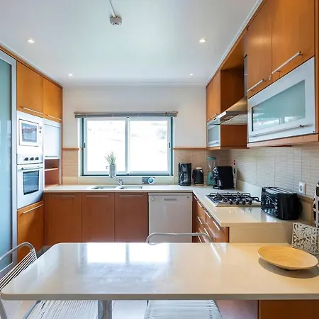 펜션 4 Bedrooms House With Sea View Enclosed Garden And Wifi At 1 Km Away From The Beach *